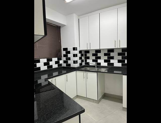 1.5 BEDROOM APARTMENT FOR SALE IN DURBAN CENTRAL